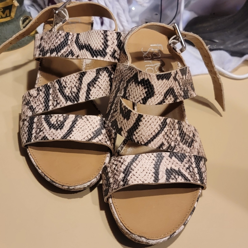 Franco Sarto Sz4M animal print sandals